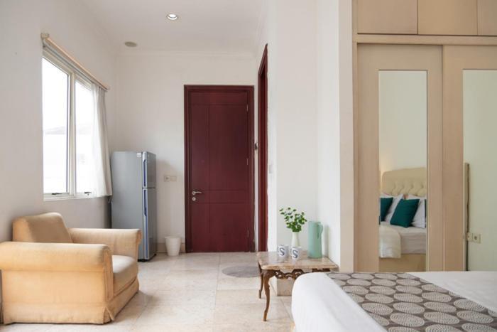 Twospaces Living At The Unit Residence Jakarta Eksteriør bilde